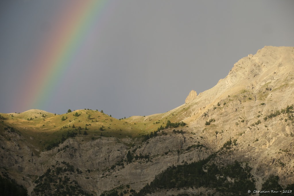 Arc-en-ciel sur la Côte Névachaise  - C. Rau  08/2025