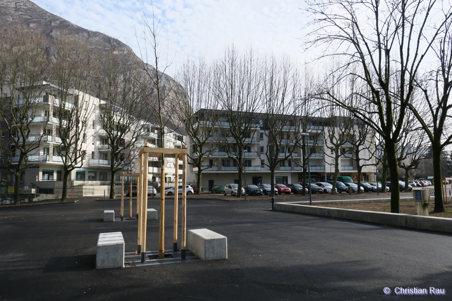 Le square Nordon actuel, avec les nouveaux immeubles remplaçant la MPT  (02/2020)